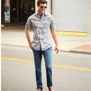 Cremieux Relaxed Straight Jeans